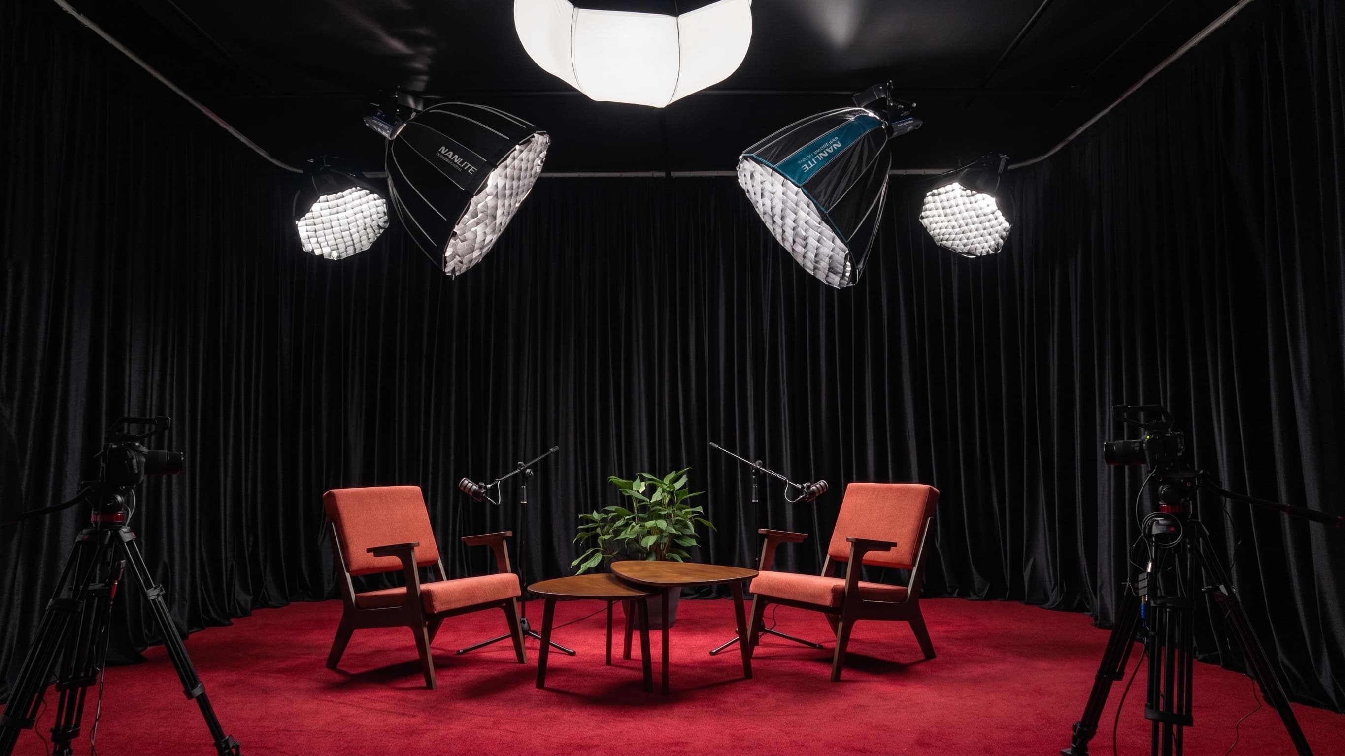 Podcaster.studio — professional multi-camera production setup